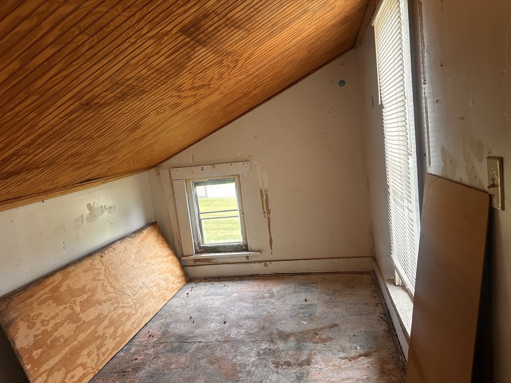 488 South Diamond Street, Mansfield, Ohio 44902, 3 Bedrooms Bedrooms, ,1 BathroomBathrooms,Residential,For Sale,South Diamond Street,9073863