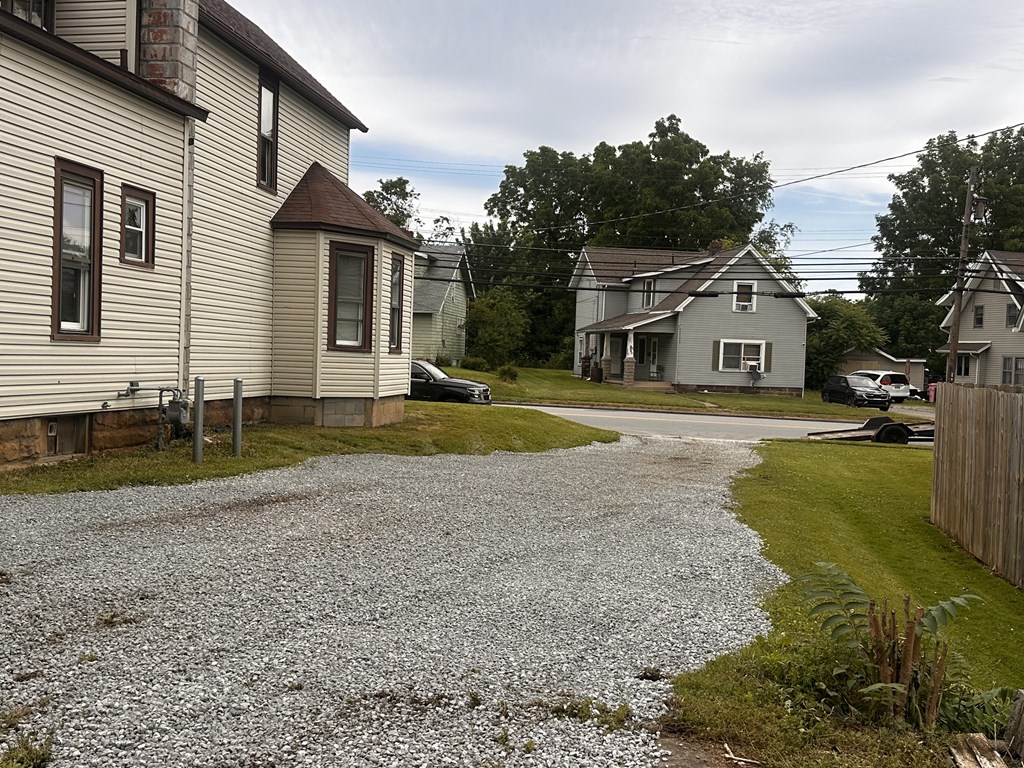 488 South Diamond Street, Mansfield, Ohio 44902, 3 Bedrooms Bedrooms, ,1 BathroomBathrooms,Residential,For Sale,South Diamond Street,9073863