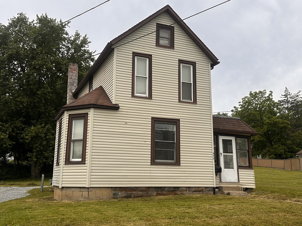 488 South Diamond Street, Mansfield, Ohio 44902, 3 Bedrooms Bedrooms, ,1 BathroomBathrooms,Residential,For Sale,South Diamond Street,9073863