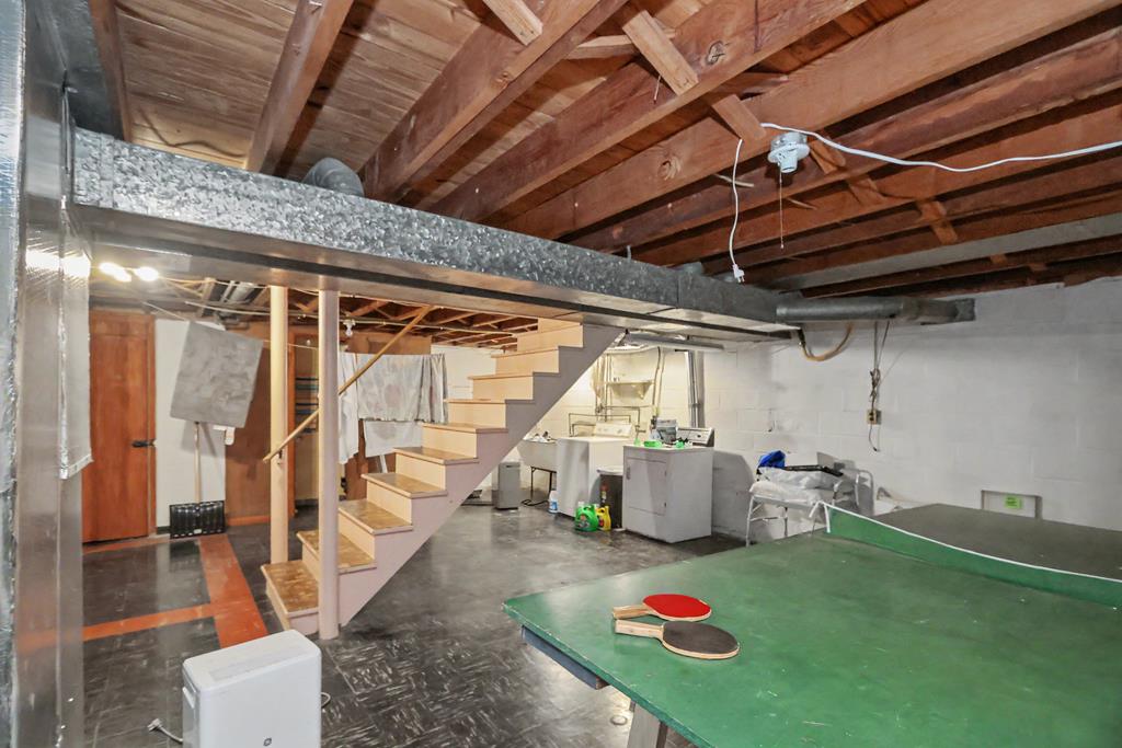 211 Oakwood Drive, Mansfield, Ohio 44906, 2 Bedrooms Bedrooms, ,1 BathroomBathrooms,Residential,For Sale,Oakwood Drive,9073880 211 Oakwood Drive, Mansfield, Ohio 44906, 2 Bedrooms Bedrooms, ,1 BathroomBathrooms,Residential,For Sale,Oakwood Drive,9073880