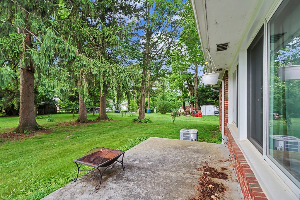 211 Oakwood Drive, Mansfield, Ohio 44906, 2 Bedrooms Bedrooms, ,1 BathroomBathrooms,Residential,For Sale,Oakwood Drive,9073880 211 Oakwood Drive, Mansfield, Ohio 44906, 2 Bedrooms Bedrooms, ,1 BathroomBathrooms,Residential,For Sale,Oakwood Drive,9073880