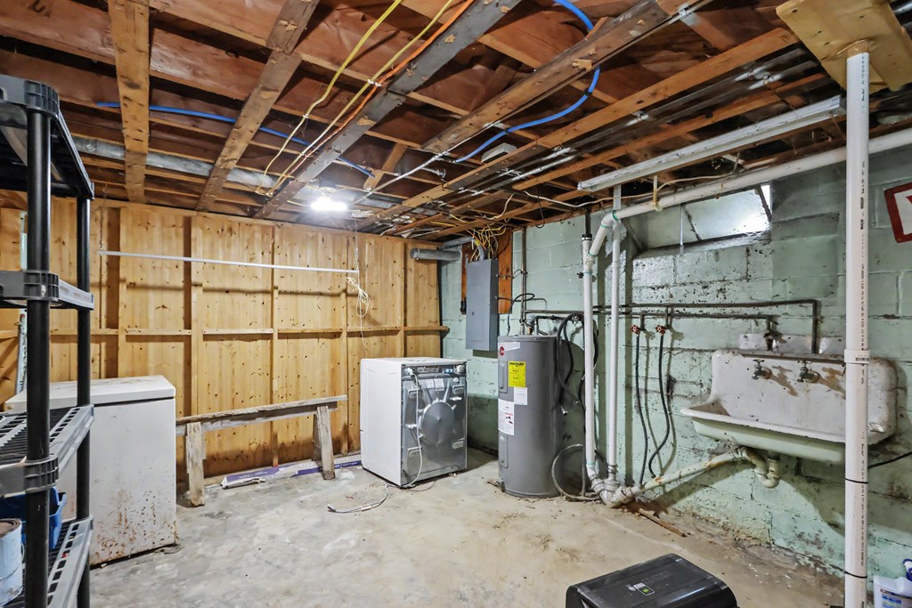 6161 State Route 61, Shelby, Ohio 44875, 2 Bedrooms Bedrooms, ,1 BathroomBathrooms,Residential,For Sale,State Route 61,9073881 6161 State Route 61, Shelby, Ohio 44875, 2 Bedrooms Bedrooms, ,1 BathroomBathrooms,Residential,For Sale,State Route 61,9073881