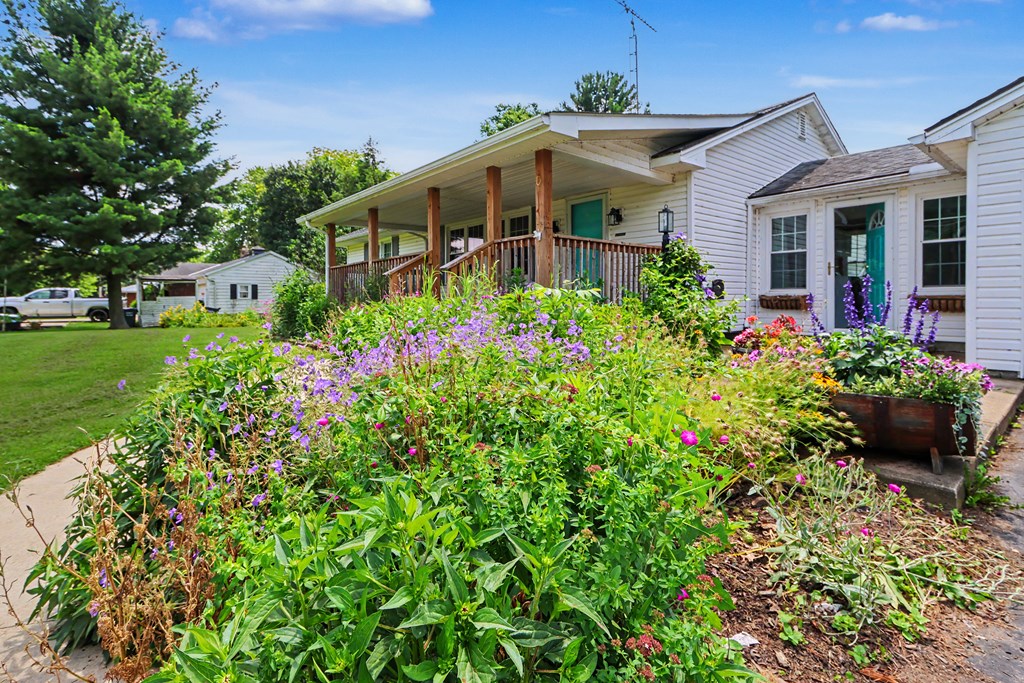 6161 State Route 61, Shelby, Ohio 44875, 2 Bedrooms Bedrooms, ,1 BathroomBathrooms,Residential,For Sale,State Route 61,9073881 6161 State Route 61, Shelby, Ohio 44875, 2 Bedrooms Bedrooms, ,1 BathroomBathrooms,Residential,For Sale,State Route 61,9073881