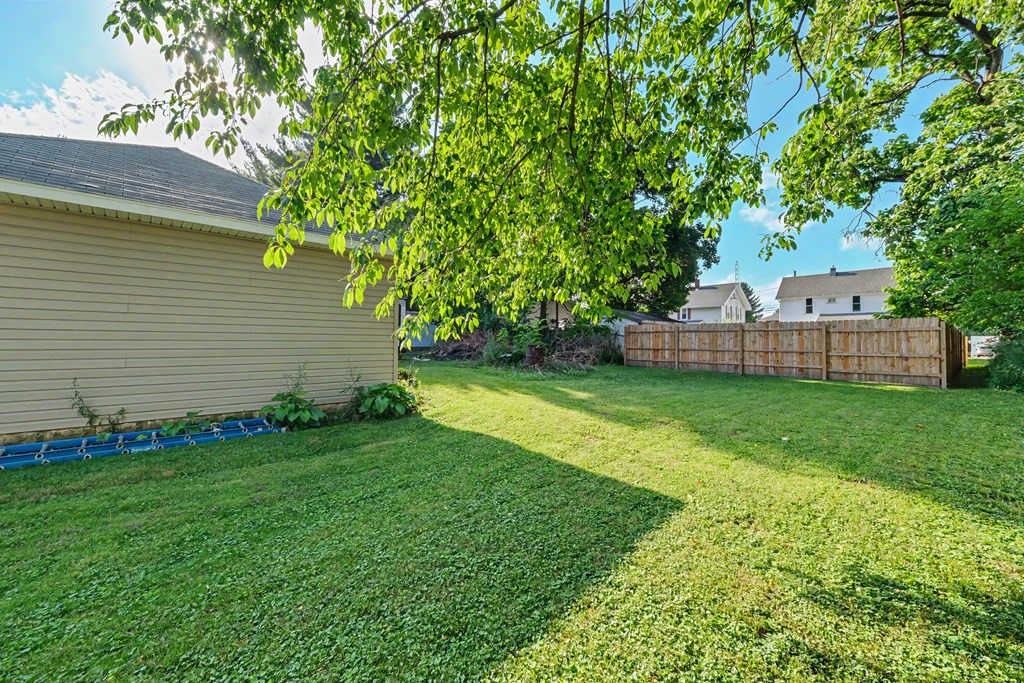 157 W Main Street, Shelby, Ohio 44875, 3 Bedrooms Bedrooms, ,2 BathroomsBathrooms,Residential,For Sale,W Main Street,9073893 157 W Main Street, Shelby, Ohio 44875, 3 Bedrooms Bedrooms, ,2 BathroomsBathrooms,Residential,For Sale,W Main Street,9073893
