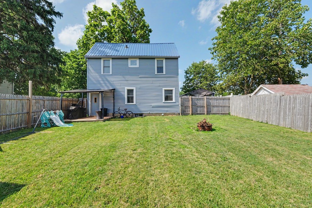 423 Erie Street, Galion, Ohio 44833, 3 Bedrooms Bedrooms, ,1 BathroomBathrooms,Residential,For Sale,Erie Street,9073898 423 Erie Street, Galion, Ohio 44833, 3 Bedrooms Bedrooms, ,1 BathroomBathrooms,Residential,For Sale,Erie Street,9073898