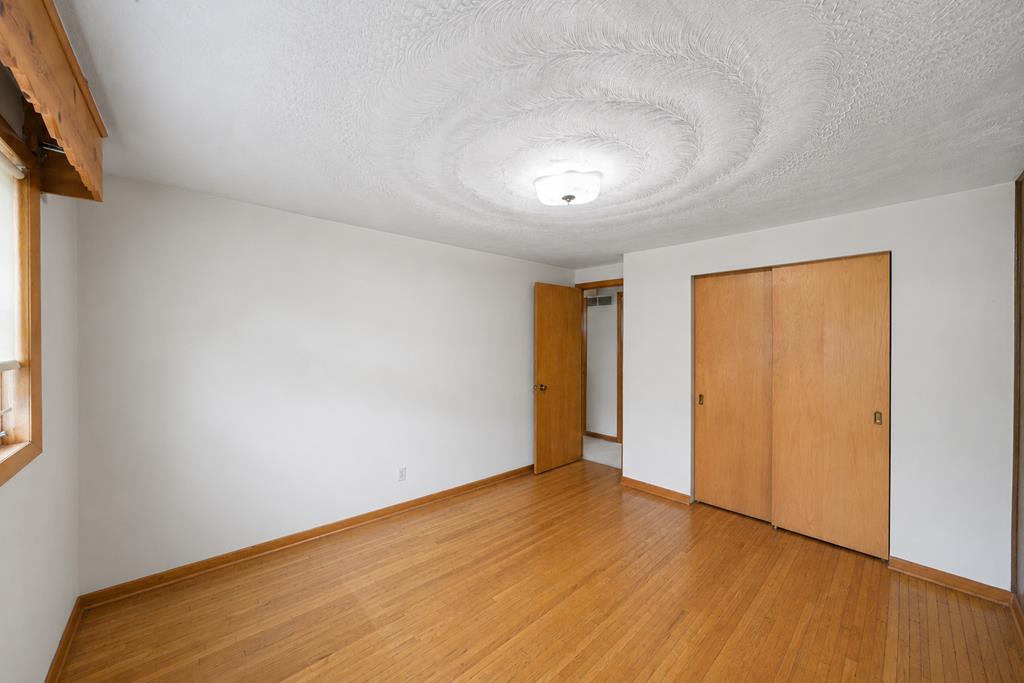 1193 Crestwood Drive, Mansfield, Ohio 44905, 3 Bedrooms Bedrooms, ,1 BathroomBathrooms,Residential,For Sale,Crestwood Drive,9073906 1193 Crestwood Drive, Mansfield, Ohio 44905, 3 Bedrooms Bedrooms, ,1 BathroomBathrooms,Residential,For Sale,Crestwood Drive,9073906