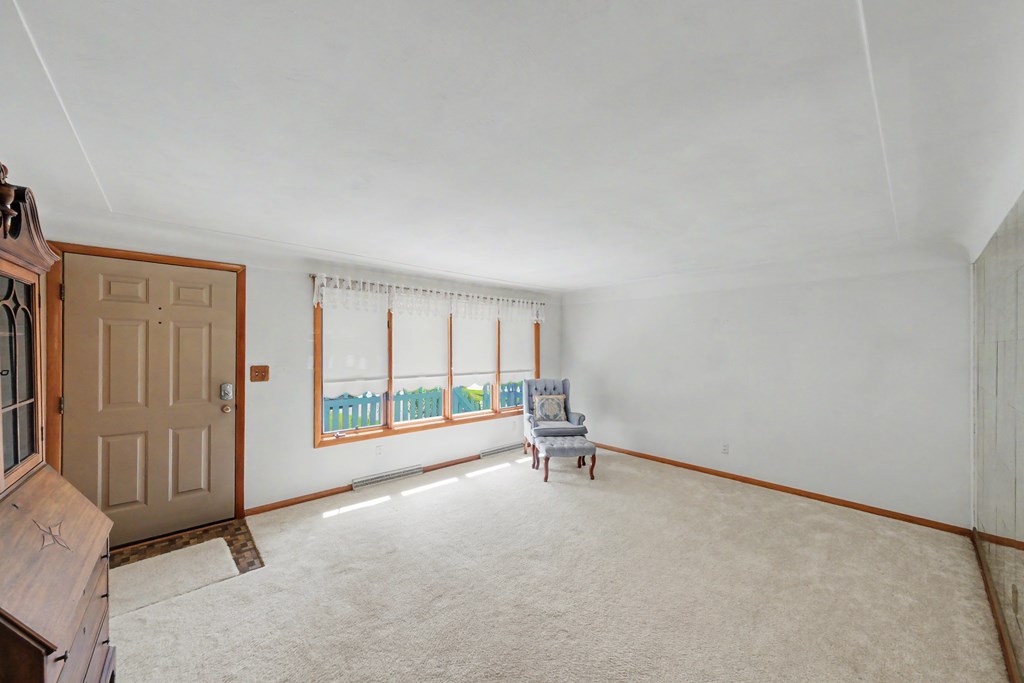 1193 Crestwood Drive, Mansfield, Ohio 44905, 3 Bedrooms Bedrooms, ,1 BathroomBathrooms,Residential,For Sale,Crestwood Drive,9073906 1193 Crestwood Drive, Mansfield, Ohio 44905, 3 Bedrooms Bedrooms, ,1 BathroomBathrooms,Residential,For Sale,Crestwood Drive,9073906