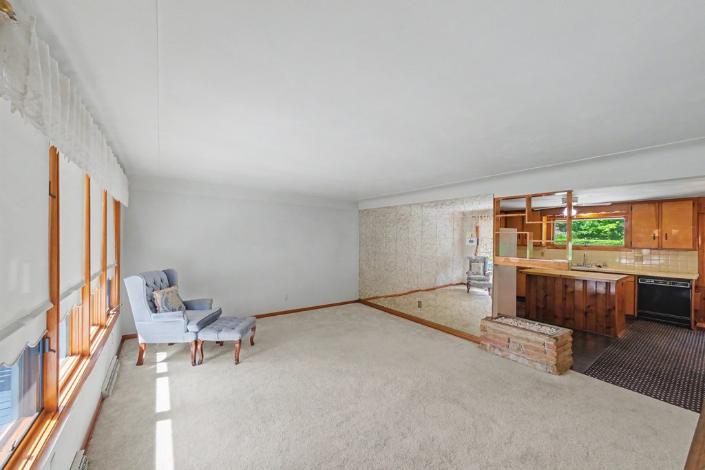 1193 Crestwood Drive, Mansfield, Ohio 44905, 3 Bedrooms Bedrooms, ,1 BathroomBathrooms,Residential,For Sale,Crestwood Drive,9073906 1193 Crestwood Drive, Mansfield, Ohio 44905, 3 Bedrooms Bedrooms, ,1 BathroomBathrooms,Residential,For Sale,Crestwood Drive,9073906