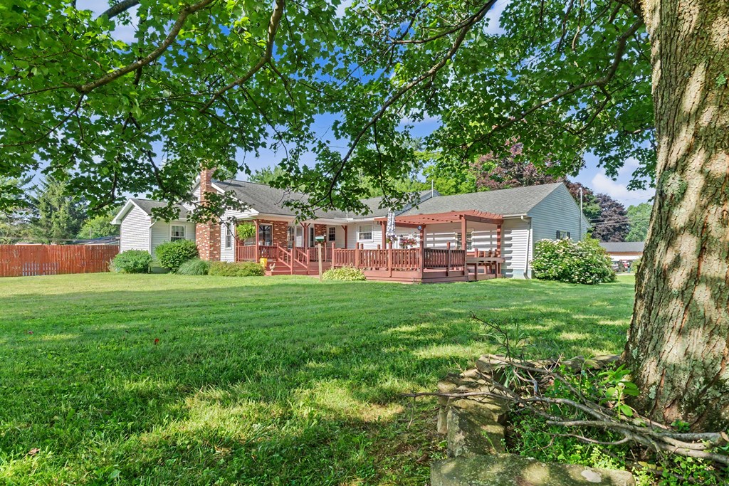 967 South Market Street, Galion, Ohio 44833, 3 Bedrooms Bedrooms, ,2 BathroomsBathrooms,Residential,For Sale,South Market Street,9073910 967 South Market Street, Galion, Ohio 44833, 3 Bedrooms Bedrooms, ,2 BathroomsBathrooms,Residential,For Sale,South Market Street,9073910