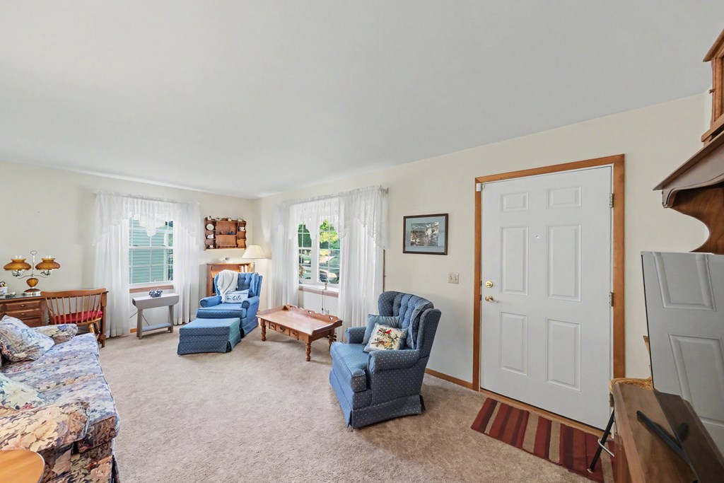 967 South Market Street, Galion, Ohio 44833, 3 Bedrooms Bedrooms, ,2 BathroomsBathrooms,Residential,For Sale,South Market Street,9073910 967 South Market Street, Galion, Ohio 44833, 3 Bedrooms Bedrooms, ,2 BathroomsBathrooms,Residential,For Sale,South Market Street,9073910