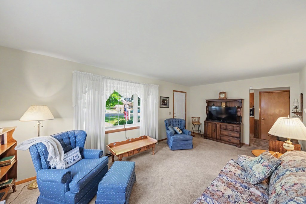 967 South Market Street, Galion, Ohio 44833, 3 Bedrooms Bedrooms, ,2 BathroomsBathrooms,Residential,For Sale,South Market Street,9073910 967 South Market Street, Galion, Ohio 44833, 3 Bedrooms Bedrooms, ,2 BathroomsBathrooms,Residential,For Sale,South Market Street,9073910