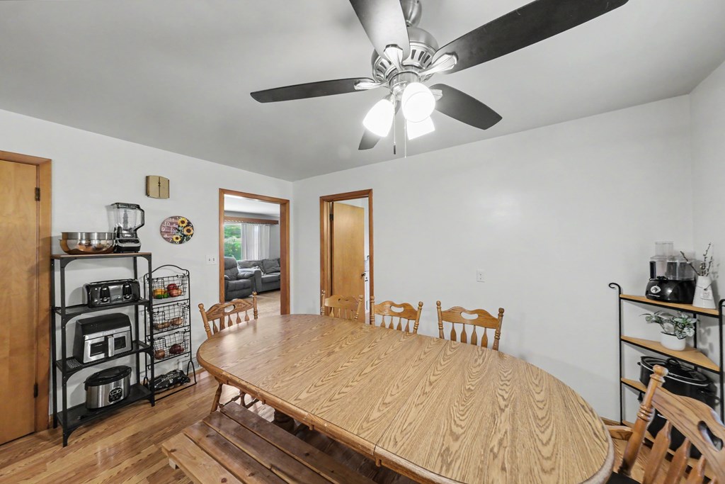 1838 South Main Street, Mansfield, Ohio 44907, 3 Bedrooms Bedrooms, ,2 BathroomsBathrooms,Residential,For Sale,South Main Street,9073911 1838 South Main Street, Mansfield, Ohio 44907, 3 Bedrooms Bedrooms, ,2 BathroomsBathrooms,Residential,For Sale,South Main Street,9073911