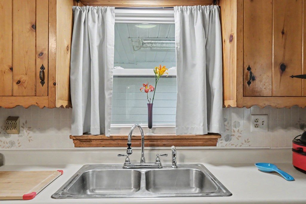 41 Randall Road, Mansfield, Ohio 44907, 3 Bedrooms Bedrooms, ,1 BathroomBathrooms,Residential,For Sale,Randall Road,9073935 41 Randall Road, Mansfield, Ohio 44907, 3 Bedrooms Bedrooms, ,1 BathroomBathrooms,Residential,For Sale,Randall Road,9073935