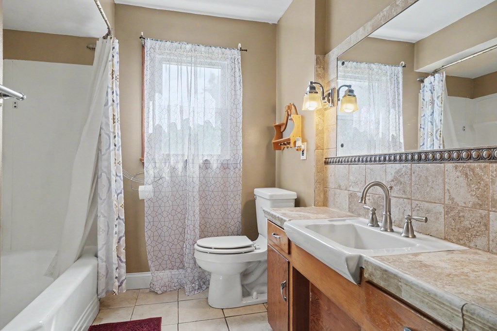 41 Randall Road, Mansfield, Ohio 44907, 3 Bedrooms Bedrooms, ,1 BathroomBathrooms,Residential,For Sale,Randall Road,9073935 41 Randall Road, Mansfield, Ohio 44907, 3 Bedrooms Bedrooms, ,1 BathroomBathrooms,Residential,For Sale,Randall Road,9073935