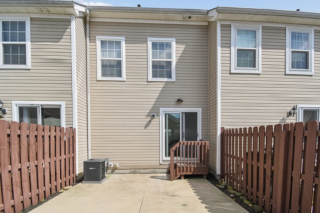 5737 High Rock Drive, Westerville, Ohio 43081, 2 Bedrooms Bedrooms, ,2 BathroomsBathrooms,Residential,For Sale,High Rock Drive,9073939