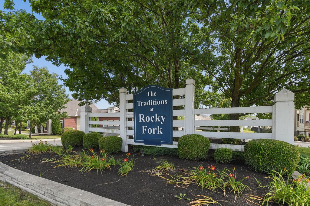 5737 High Rock Drive, Westerville, Ohio 43081, 2 Bedrooms Bedrooms, ,2 BathroomsBathrooms,Residential,For Sale,High Rock Drive,9073939