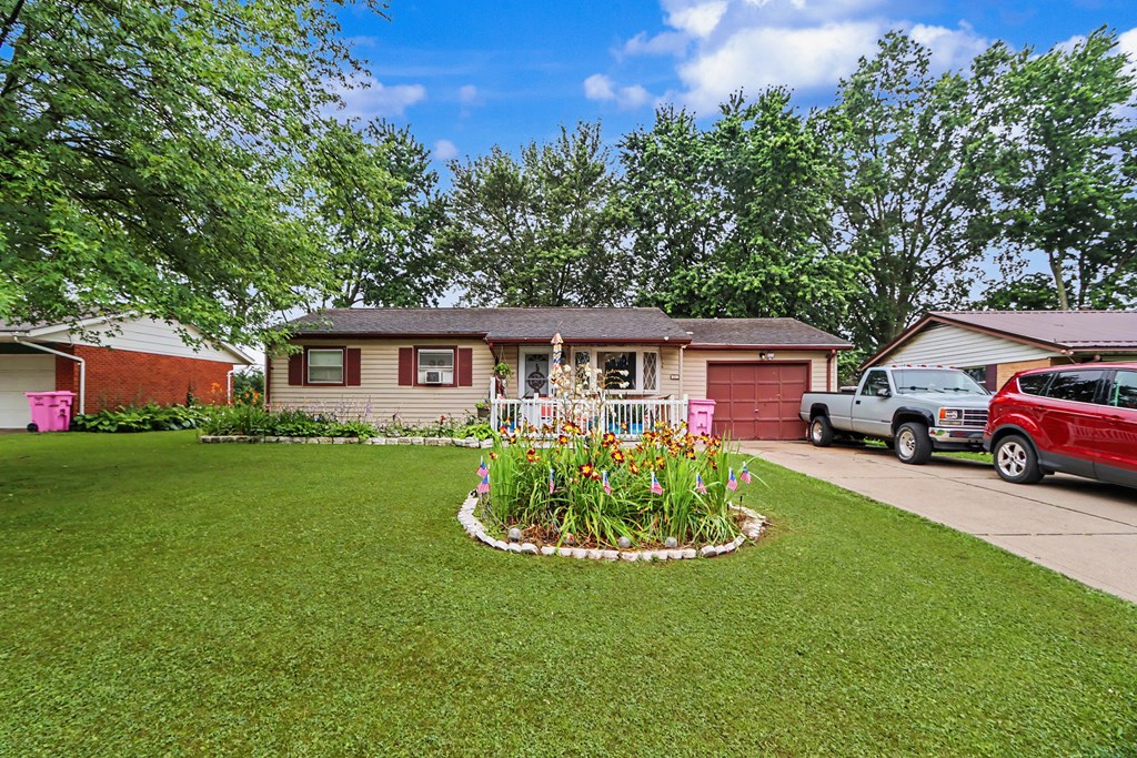 513 Bryden Road, Mansfield, Ohio 44903, 3 Bedrooms Bedrooms, ,1 BathroomBathrooms,Residential,For Sale,Bryden Road,9073946 513 Bryden Road, Mansfield, Ohio 44903, 3 Bedrooms Bedrooms, ,1 BathroomBathrooms,Residential,For Sale,Bryden Road,9073946