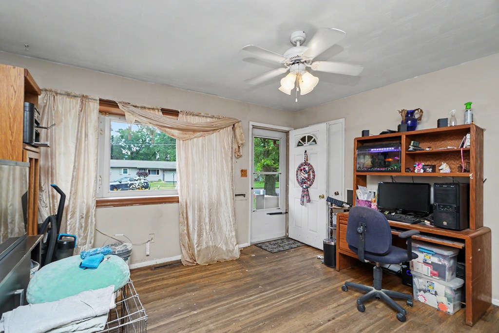 513 Bryden Road, Mansfield, Ohio 44903, 3 Bedrooms Bedrooms, ,1 BathroomBathrooms,Residential,For Sale,Bryden Road,9073946 513 Bryden Road, Mansfield, Ohio 44903, 3 Bedrooms Bedrooms, ,1 BathroomBathrooms,Residential,For Sale,Bryden Road,9073946