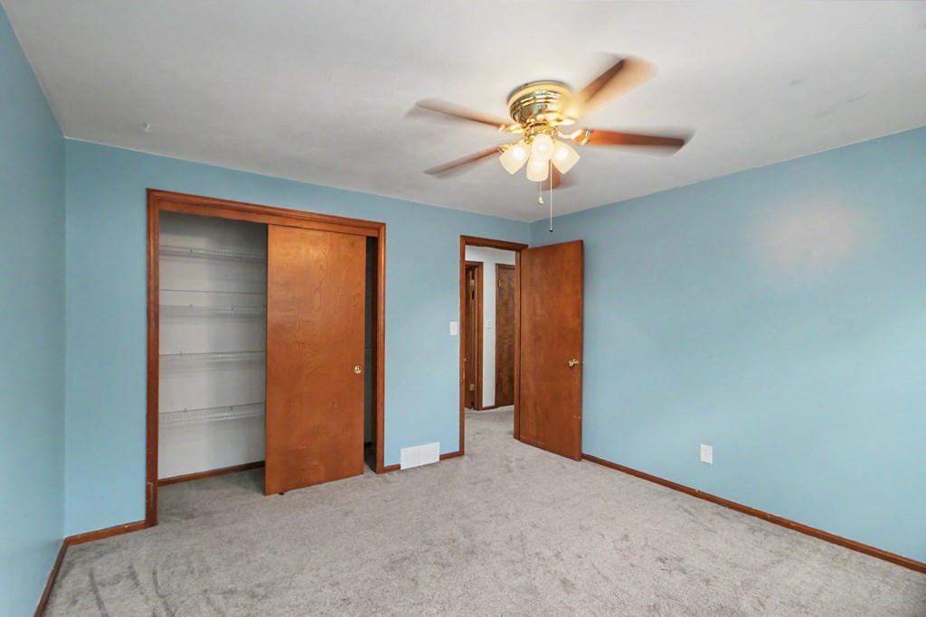 1705 Devonshire Lane, Mansfield, Ohio 44907, 3 Bedrooms Bedrooms, ,2 BathroomsBathrooms,Residential,For Sale,Devonshire Lane,9073963