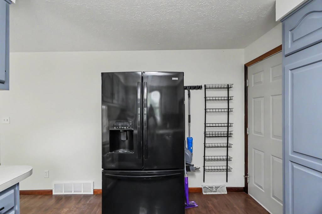 1705 Devonshire Lane, Mansfield, Ohio 44907, 3 Bedrooms Bedrooms, ,2 BathroomsBathrooms,Residential,For Sale,Devonshire Lane,9073963