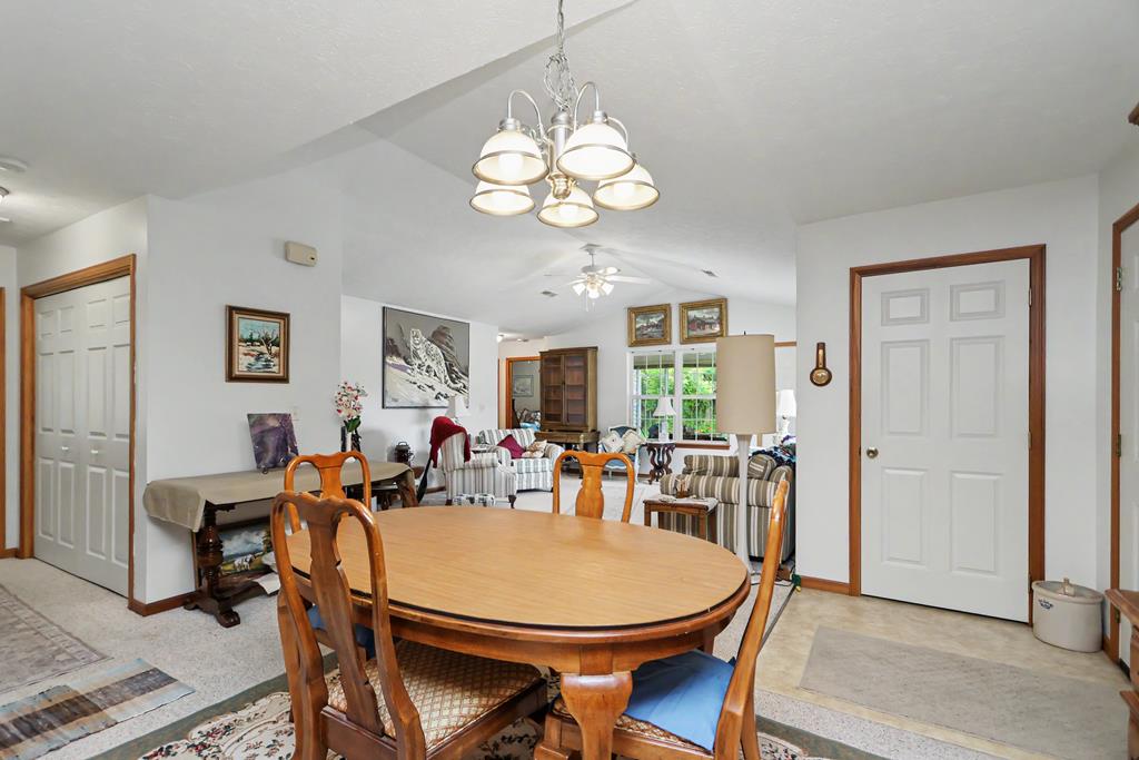 2357 Deerfield Lane, Ontario, Ohio 44906, 3 Bedrooms Bedrooms, ,2 BathroomsBathrooms,Residential,For Sale,Deerfield Lane,9073964