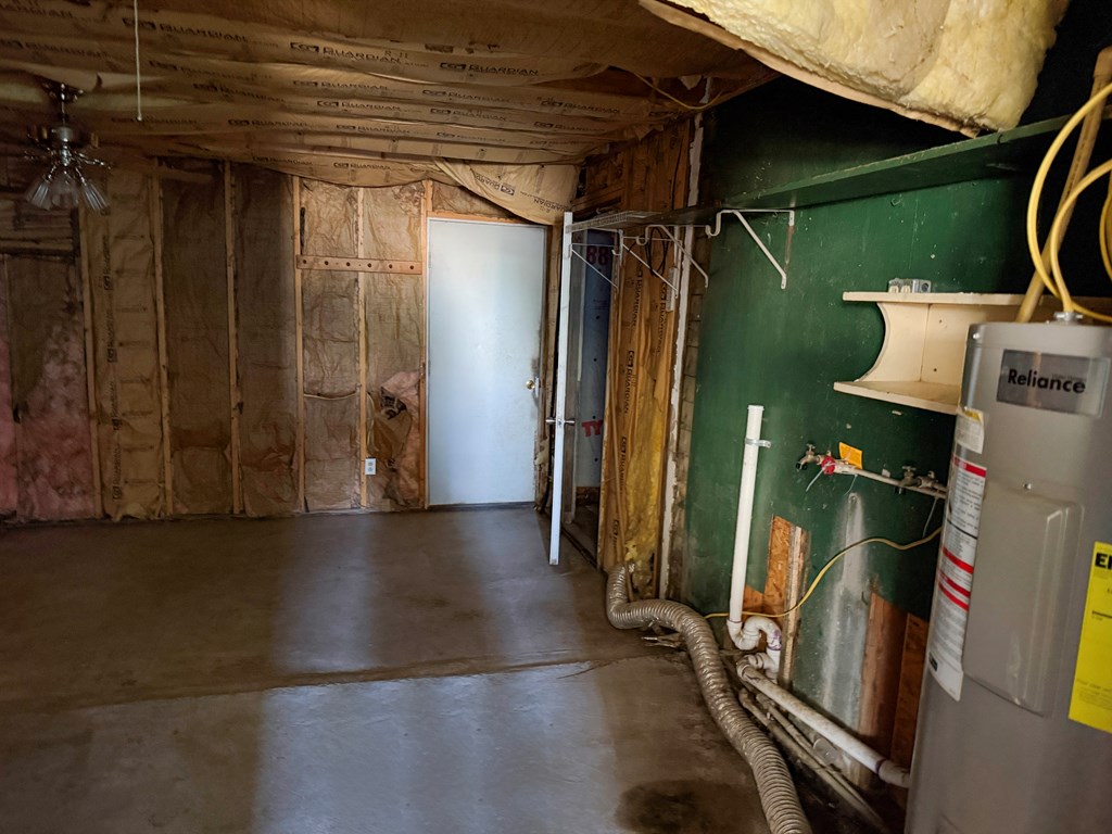 300 E Cross Street, Columbus Grove, Ohio 45830, 2 Bedrooms Bedrooms, ,1 BathroomBathrooms,Residential,For Sale,E Cross Street,9073977 300 E Cross Street, Columbus Grove, Ohio 45830, 2 Bedrooms Bedrooms, ,1 BathroomBathrooms,Residential,For Sale,E Cross Street,9073977