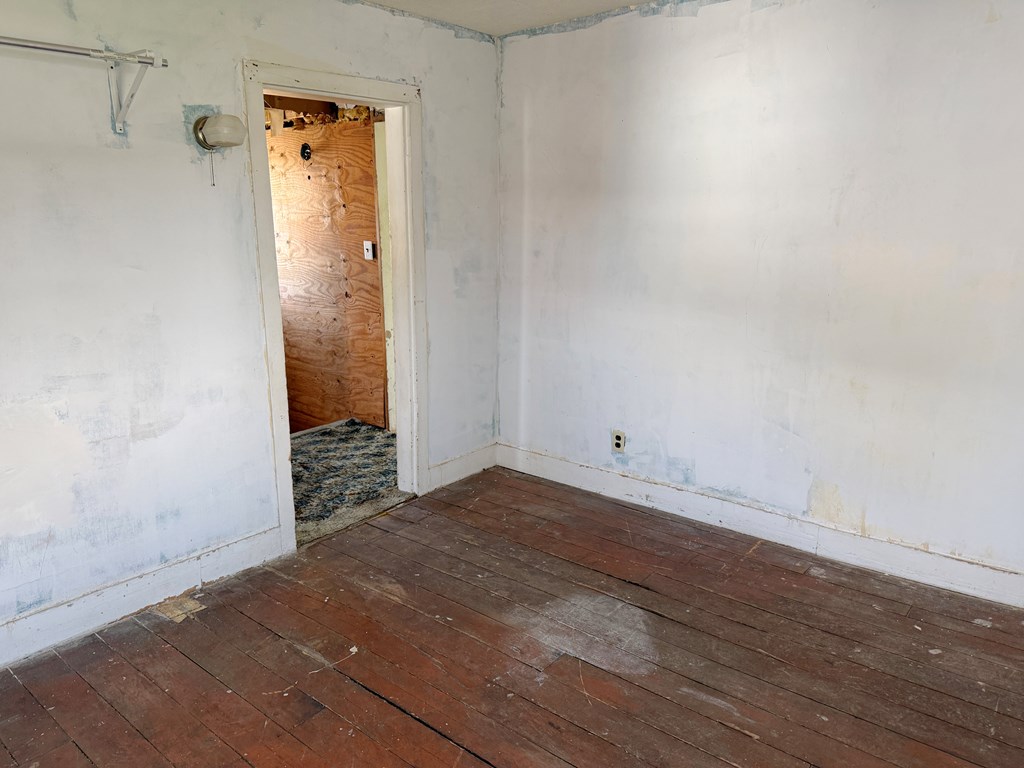 300 E Cross Street, Columbus Grove, Ohio 45830, 2 Bedrooms Bedrooms, ,1 BathroomBathrooms,Residential,For Sale,E Cross Street,9073977 300 E Cross Street, Columbus Grove, Ohio 45830, 2 Bedrooms Bedrooms, ,1 BathroomBathrooms,Residential,For Sale,E Cross Street,9073977