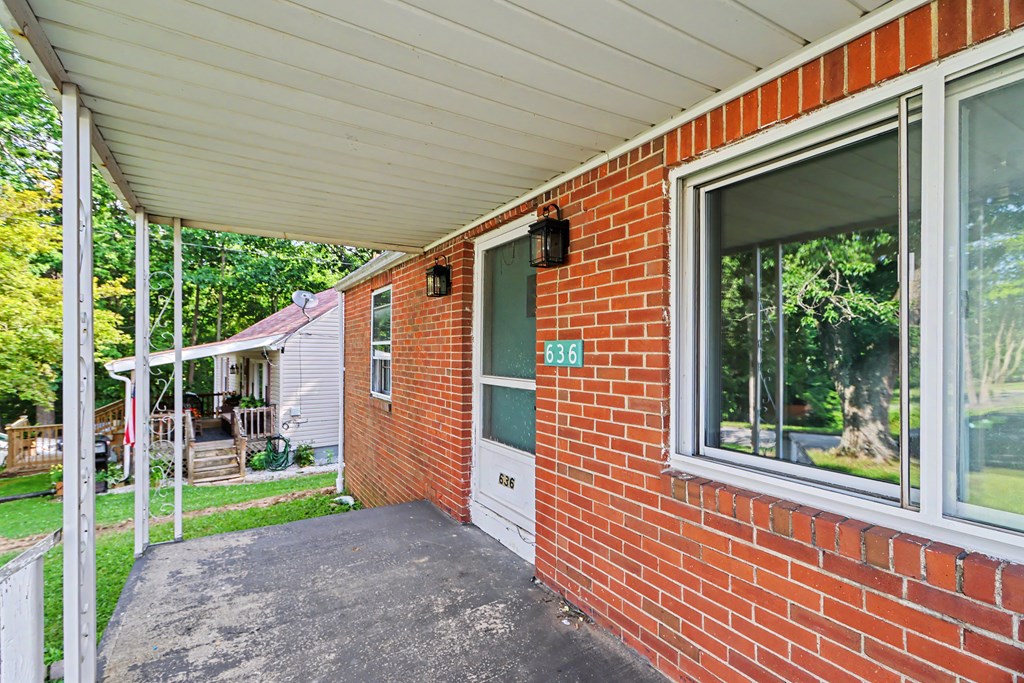 636 Acker Road, Mansfield, Ohio 44905, 3 Bedrooms Bedrooms, ,1 BathroomBathrooms,Residential,For Sale,Acker Road,9073989 636 Acker Road, Mansfield, Ohio 44905, 3 Bedrooms Bedrooms, ,1 BathroomBathrooms,Residential,For Sale,Acker Road,9073989