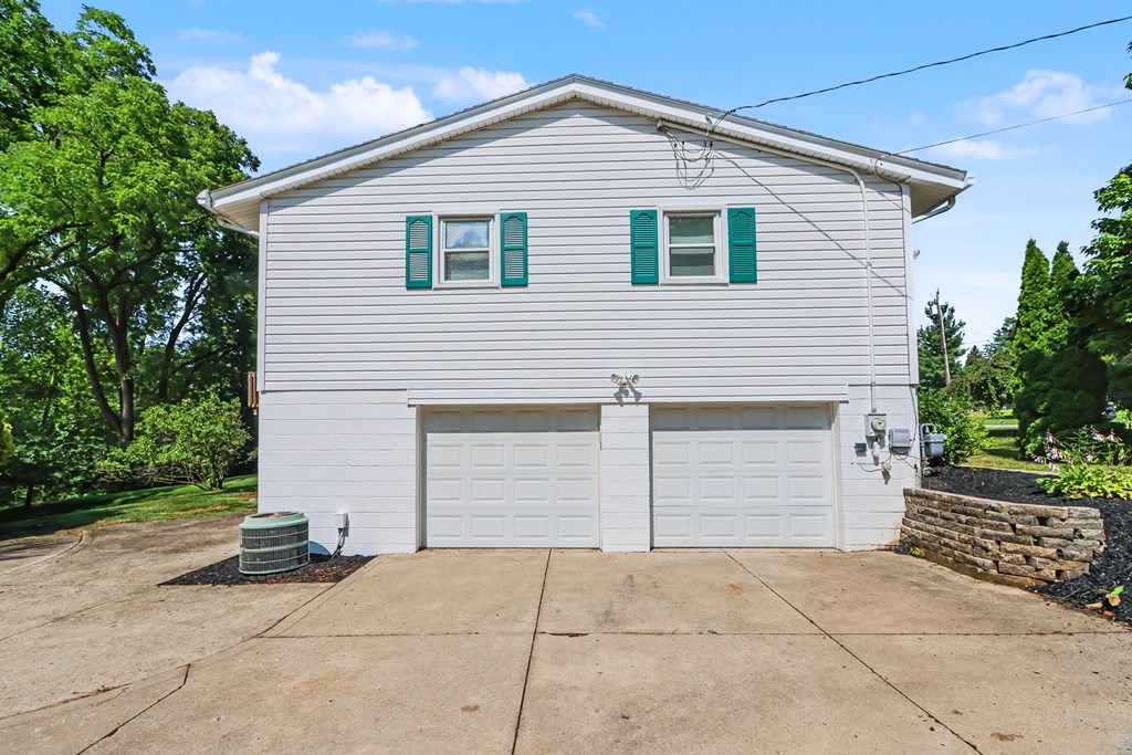 79 Redwood Road, Mansfield, Ohio 44907, 3 Bedrooms Bedrooms, ,2 BathroomsBathrooms,Residential,For Sale,Redwood Road,9074004 79 Redwood Road, Mansfield, Ohio 44907, 3 Bedrooms Bedrooms, ,2 BathroomsBathrooms,Residential,For Sale,Redwood Road,9074004