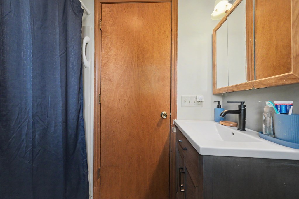 34 Brooks Court, Plymouth, Ohio 44865, 2 Bedrooms Bedrooms, ,1 BathroomBathrooms,Residential,For Sale,Brooks Court,9074008 34 Brooks Court, Plymouth, Ohio 44865, 2 Bedrooms Bedrooms, ,1 BathroomBathrooms,Residential,For Sale,Brooks Court,9074008