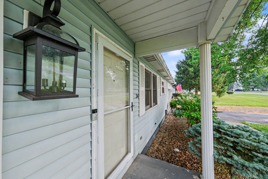 34 Brooks Court, Plymouth, Ohio 44865, 2 Bedrooms Bedrooms, ,1 BathroomBathrooms,Residential,For Sale,Brooks Court,9074008 34 Brooks Court, Plymouth, Ohio 44865, 2 Bedrooms Bedrooms, ,1 BathroomBathrooms,Residential,For Sale,Brooks Court,9074008