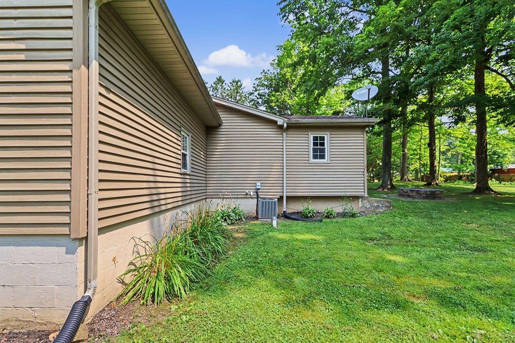 2239 Breezeway Drive, Lexington, Ohio 44904, 3 Bedrooms Bedrooms, ,2 BathroomsBathrooms,Residential,For Sale,Breezeway Drive,9074038 2239 Breezeway Drive, Lexington, Ohio 44904, 3 Bedrooms Bedrooms, ,2 BathroomsBathrooms,Residential,For Sale,Breezeway Drive,9074038