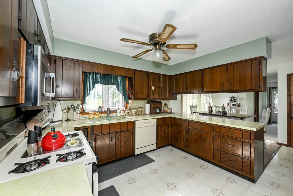 14838 Ohio 301 N, LaGrange, Ohio 44050, 3 Bedrooms Bedrooms, ,2 BathroomsBathrooms,Residential,For Sale,Ohio 301 N,9074040 14838 Ohio 301 N, LaGrange, Ohio 44050, 3 Bedrooms Bedrooms, ,2 BathroomsBathrooms,Residential,For Sale,Ohio 301 N,9074040