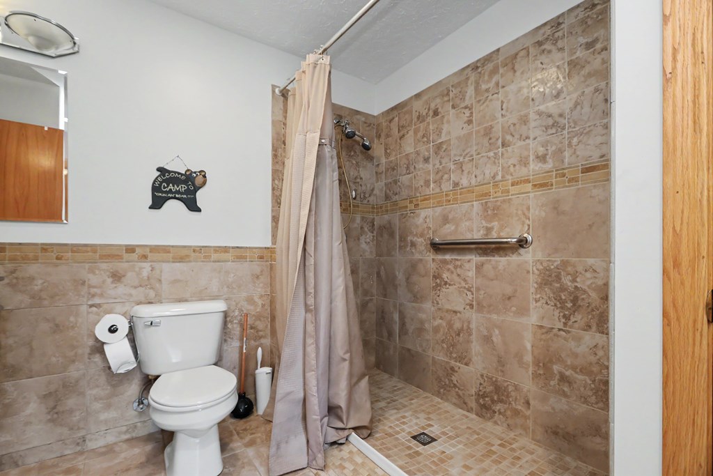 912 Greenfield Drive, Lexington, Ohio 44904, 2 Bedrooms Bedrooms, ,3 BathroomsBathrooms,Residential,For Sale,Greenfield Drive,9074070