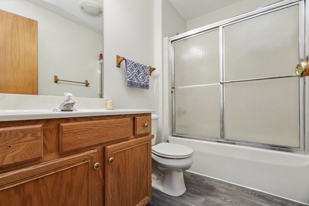 912 Greenfield Drive, Lexington, Ohio 44904, 2 Bedrooms Bedrooms, ,3 BathroomsBathrooms,Residential,For Sale,Greenfield Drive,9074070