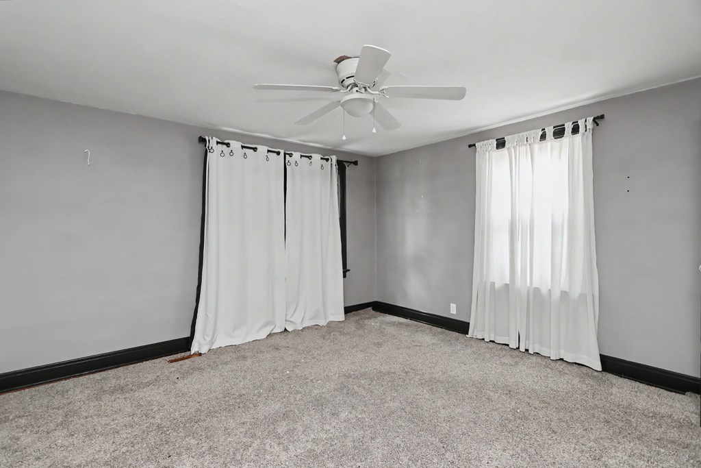 344 Ruth Avenue, Mansfield, Ohio 44907, 4 Bedrooms Bedrooms, ,1 BathroomBathrooms,Residential,For Sale,Ruth Avenue,9074072 344 Ruth Avenue, Mansfield, Ohio 44907, 4 Bedrooms Bedrooms, ,1 BathroomBathrooms,Residential,For Sale,Ruth Avenue,9074072