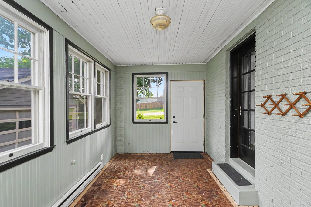 344 Ruth Avenue, Mansfield, Ohio 44907, 4 Bedrooms Bedrooms, ,1 BathroomBathrooms,Residential,For Sale,Ruth Avenue,9074072 344 Ruth Avenue, Mansfield, Ohio 44907, 4 Bedrooms Bedrooms, ,1 BathroomBathrooms,Residential,For Sale,Ruth Avenue,9074072