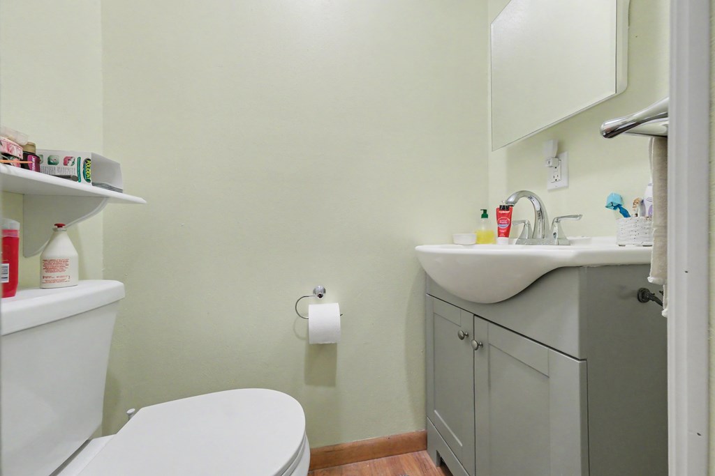1223 Brookview Drive, Huron, Ohio 44839, 3 Bedrooms Bedrooms, ,1 BathroomBathrooms,Residential,For Sale,Brookview Drive,9074073 1223 Brookview Drive, Huron, Ohio 44839, 3 Bedrooms Bedrooms, ,1 BathroomBathrooms,Residential,For Sale,Brookview Drive,9074073