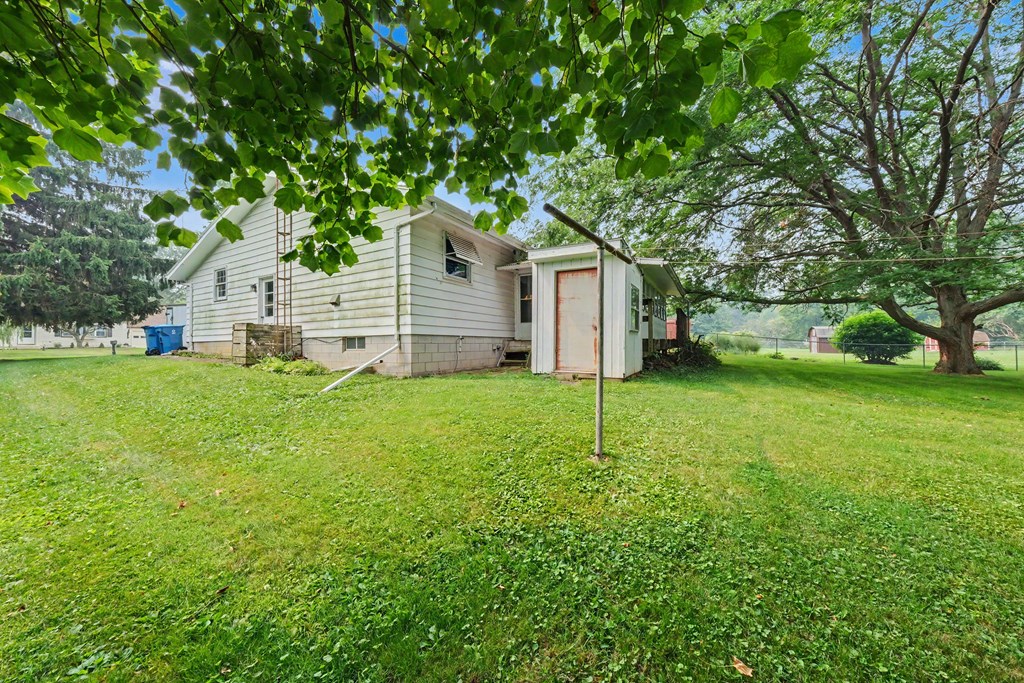 1223 Brookview Drive, Huron, Ohio 44839, 3 Bedrooms Bedrooms, ,1 BathroomBathrooms,Residential,For Sale,Brookview Drive,9074073 1223 Brookview Drive, Huron, Ohio 44839, 3 Bedrooms Bedrooms, ,1 BathroomBathrooms,Residential,For Sale,Brookview Drive,9074073