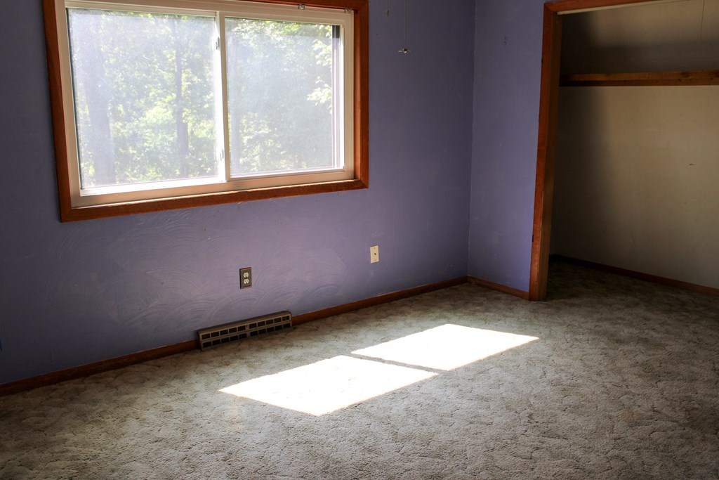 13893 County Road 100, Lakeville, Ohio 44638, 3 Bedrooms Bedrooms, ,2 BathroomsBathrooms,Residential,For Sale,County Road 100,9074089