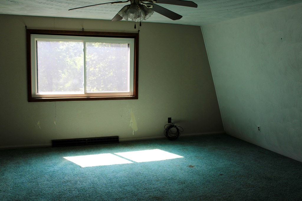 13893 County Road 100, Lakeville, Ohio 44638, 3 Bedrooms Bedrooms, ,2 BathroomsBathrooms,Residential,For Sale,County Road 100,9074089
