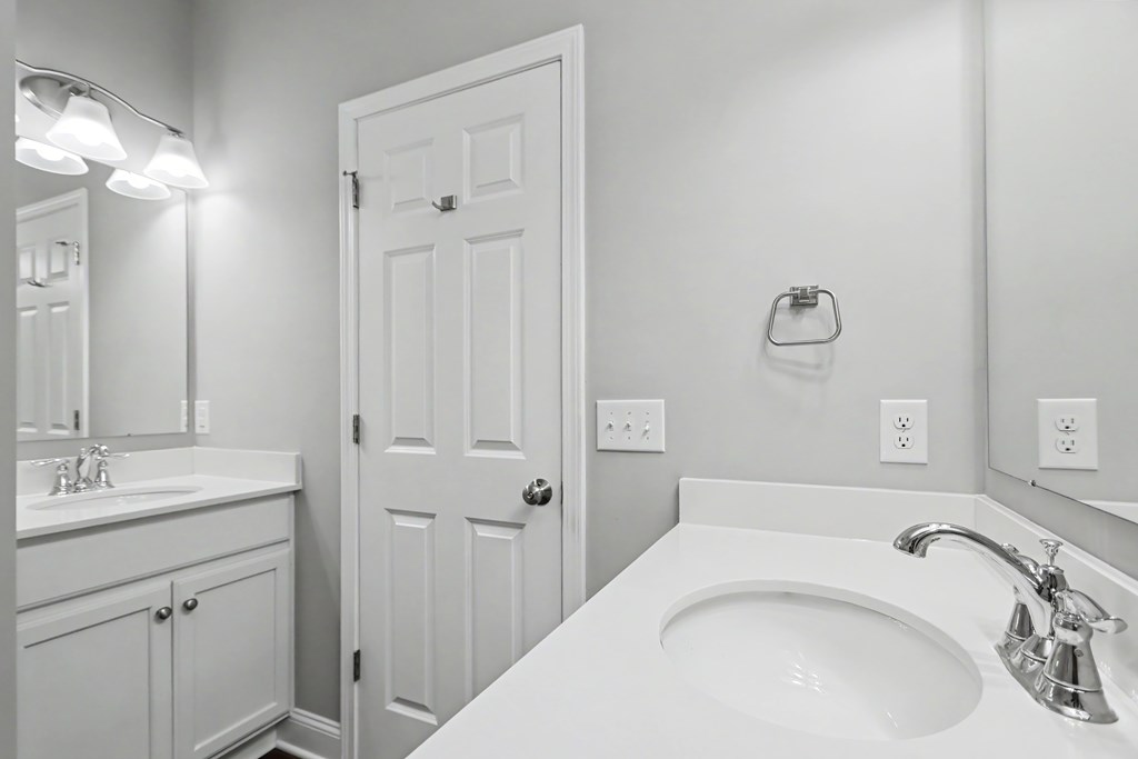 141 Hazel Drive, Ontario, Ohio 44906, 3 Bedrooms Bedrooms, ,2 BathroomsBathrooms,Residential,For Sale,Hazel Drive,20100110 141 Hazel Drive, Ontario, Ohio 44906, 3 Bedrooms Bedrooms, ,2 BathroomsBathrooms,Residential,For Sale,Hazel Drive,20100110