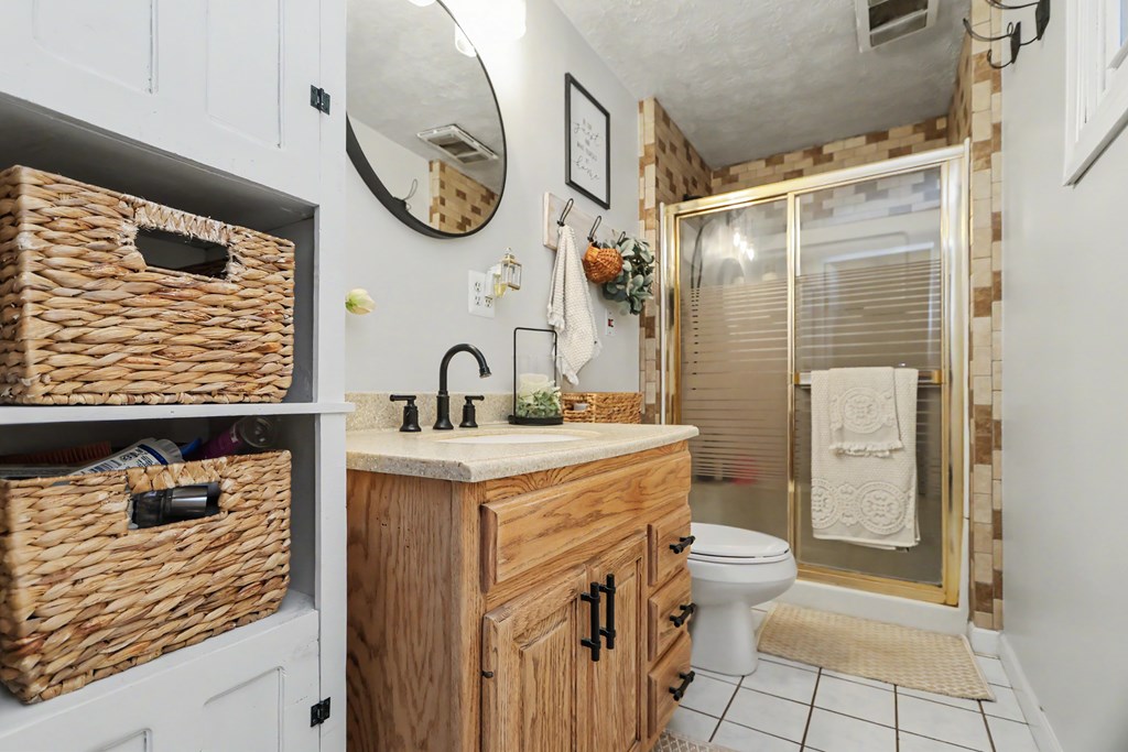 4 W Union Street, Greenwich, Ohio 44837, 3 Bedrooms Bedrooms, ,1 BathroomBathrooms,Residential,For Sale,W Union Street,20100113