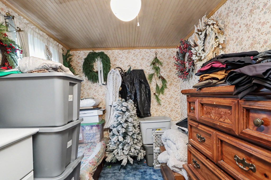 4 W Union Street, Greenwich, Ohio 44837, 3 Bedrooms Bedrooms, ,1 BathroomBathrooms,Residential,For Sale,W Union Street,20100113