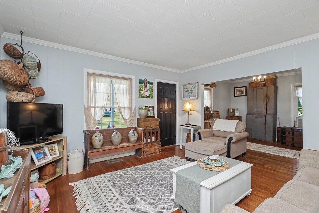 4 W Union Street, Greenwich, Ohio 44837, 3 Bedrooms Bedrooms, ,1 BathroomBathrooms,Residential,For Sale,W Union Street,20100113