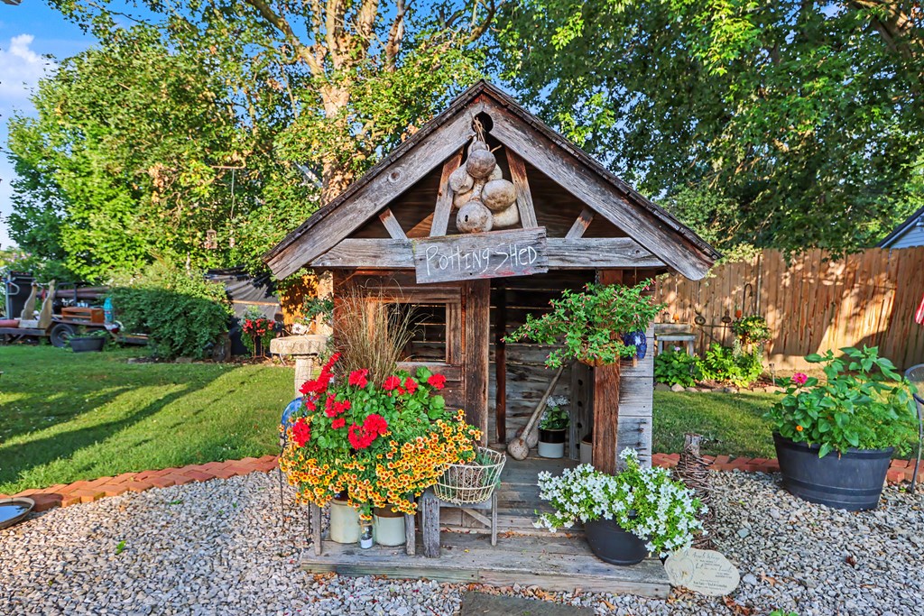 4 W Union Street, Greenwich, Ohio 44837, 3 Bedrooms Bedrooms, ,1 BathroomBathrooms,Residential,For Sale,W Union Street,20100113