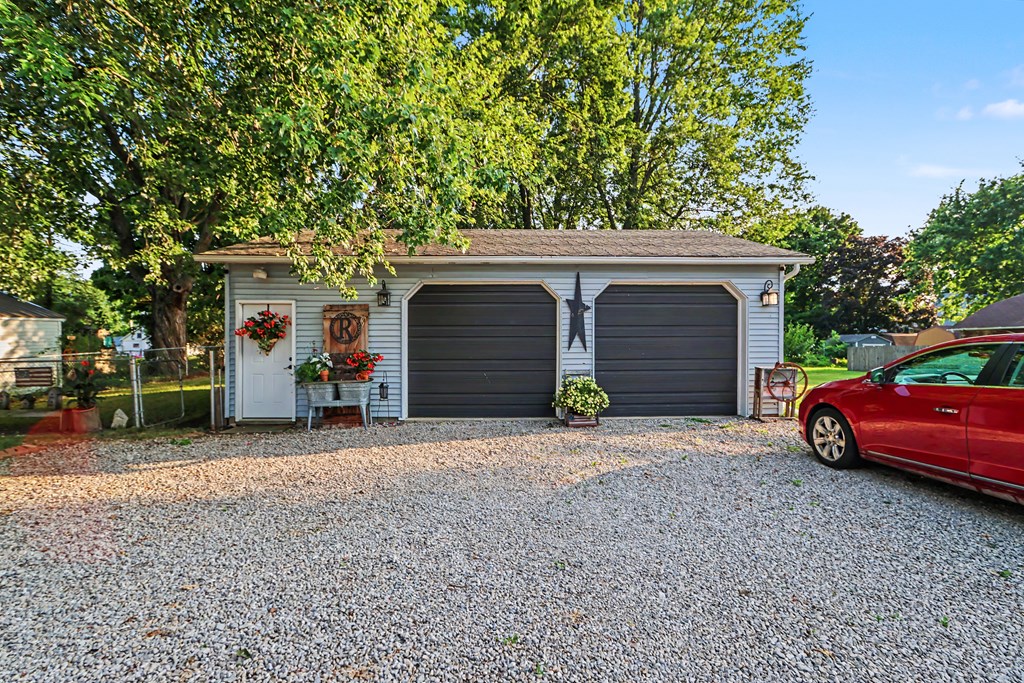 4 W Union Street, Greenwich, Ohio 44837, 3 Bedrooms Bedrooms, ,1 BathroomBathrooms,Residential,For Sale,W Union Street,20100113