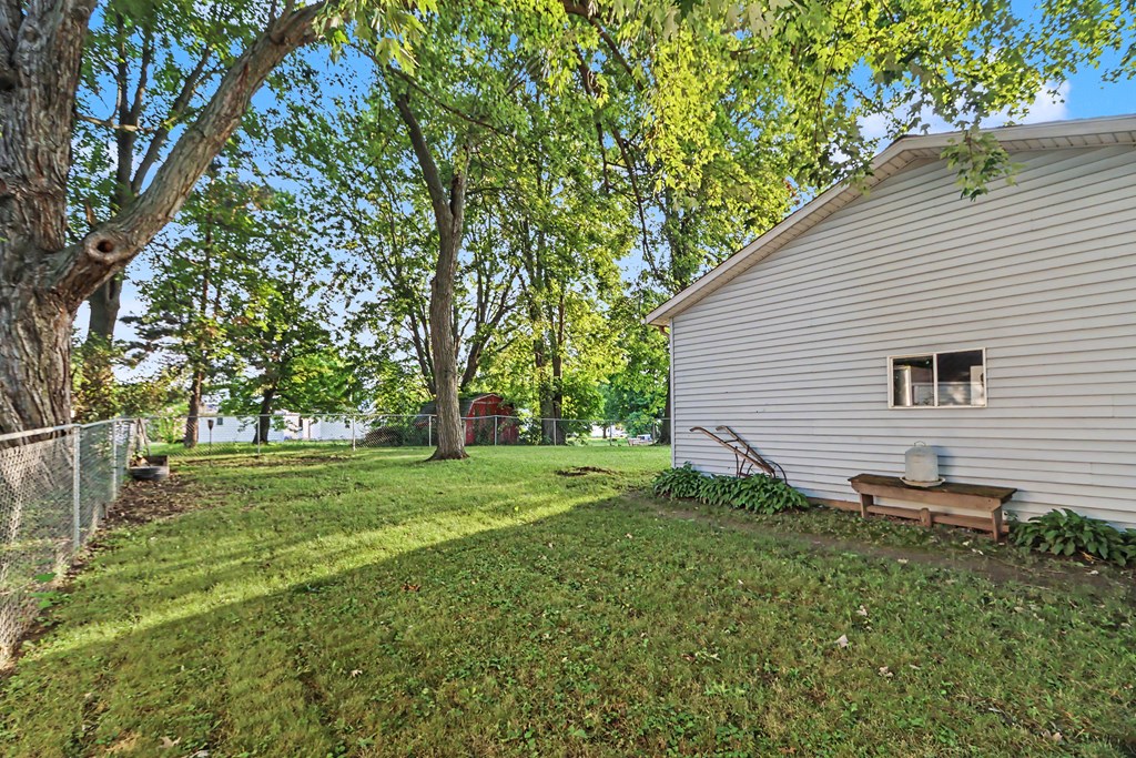 4 W Union Street, Greenwich, Ohio 44837, 3 Bedrooms Bedrooms, ,1 BathroomBathrooms,Residential,For Sale,W Union Street,20100113