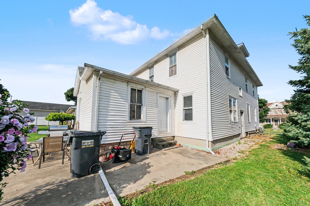 314 - 316 North Sandusky Street, Bellevue, Ohio 44811, 4 Bedrooms Bedrooms, ,Residential Income,For Sale,- 316 North Sandusky Street,20100116 314 - 316 North Sandusky Street, Bellevue, Ohio 44811, 4 Bedrooms Bedrooms, ,Residential Income,For Sale,- 316 North Sandusky Street,20100116