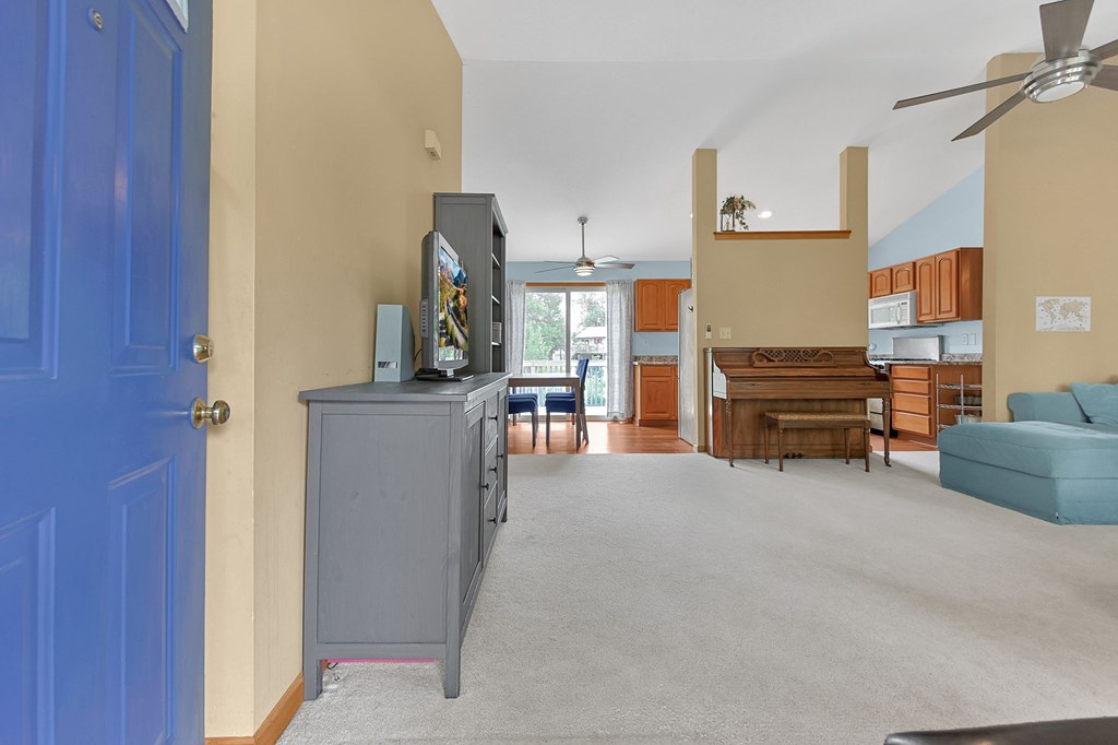 177 Lakeview Heights Drive, Howard, Ohio 43028, 4 Bedrooms Bedrooms, ,2 BathroomsBathrooms,Residential,For Sale,Lakeview Heights Drive,20100131